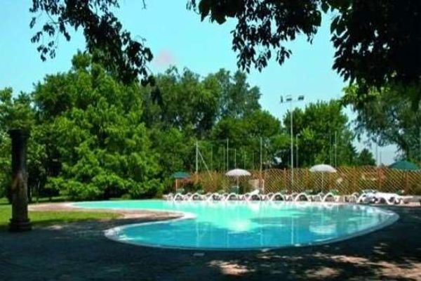 Cascina Scova Resort (Pavia)